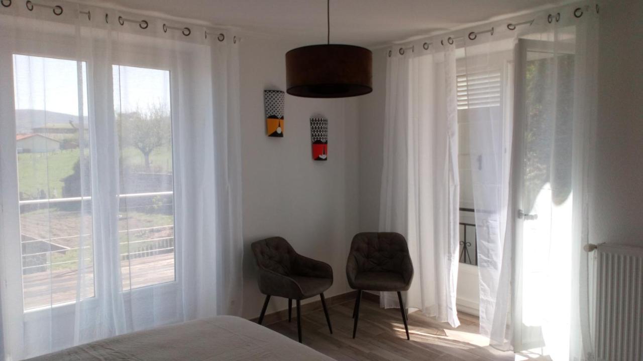 Bed and Breakfast Detour En Beaujolais Les Ardillats Экстерьер фото